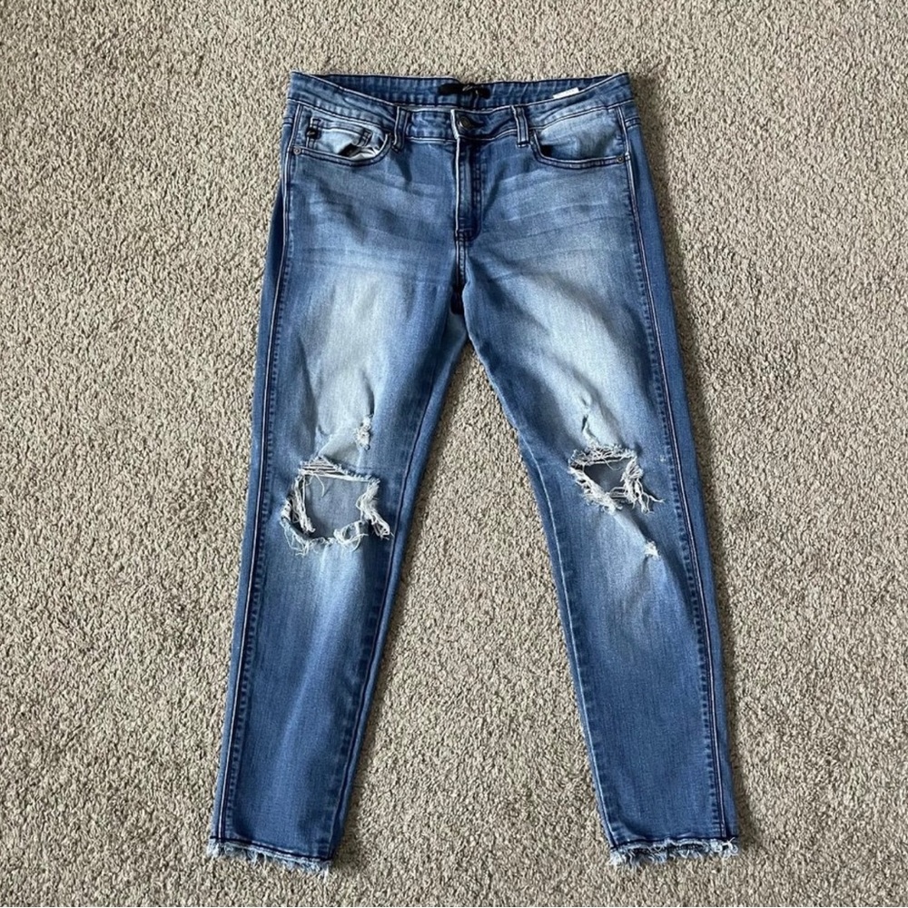 KanCan Women's Distressed Jeans Size 13_30 Blue